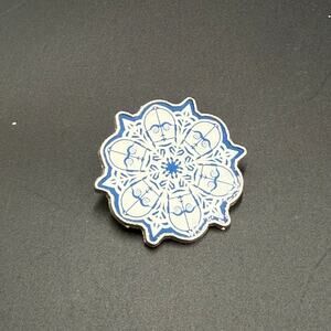 Disney Star Wars C3PO Snowflake Trading Pin 2016